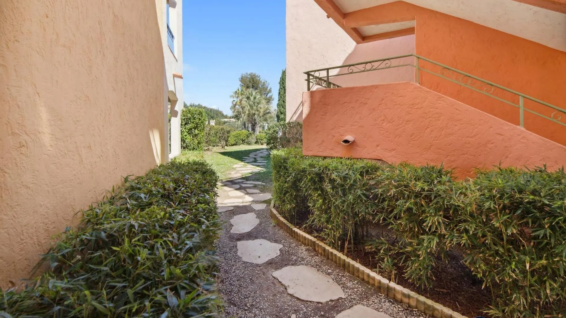 Apartment In Les Issambres In A Holiday Residence 0*,  فرنسا